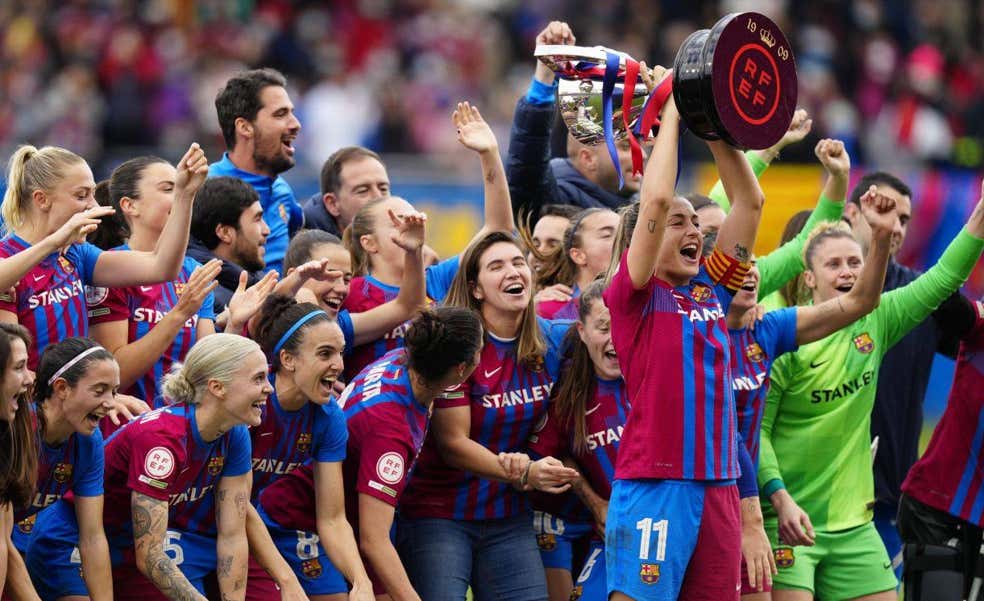 Luis Rubiales le entregará el trofeo de campeón al Barça