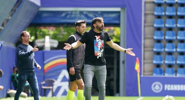 La protesta de Eder Sarabia: “Es el penalti más claro de la historia”