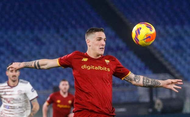 Nicolò Zaniolo, durante su etapa en la Roma. EFE