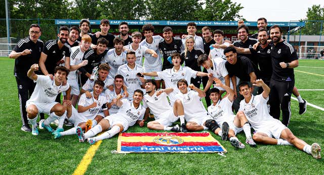 El Juvenil A de Arbeloa: un equipo de récord que hace historia en División de Honor
