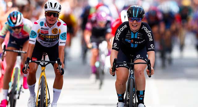 Charlotte Kool: la lanzadora lanzada se luce en La Vuelta Femenina