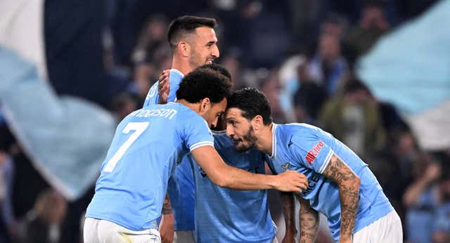 La Lazio aplaza el Scudetto del Nápoles; Inter y Juventus dan un paso al frente por la Champions