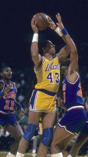 Mychal Thompson, padre de Klay, con Los Angeles Lakers.  GETTY