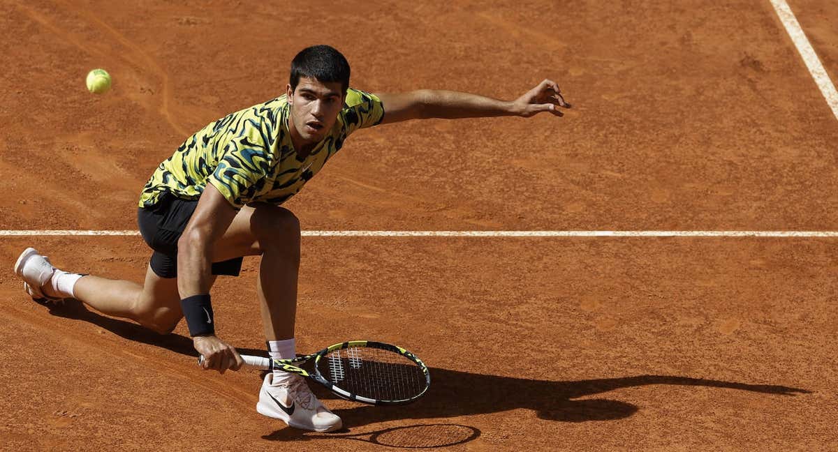 Carlos Alcaraz, durante la semifinal del Mutua Madrid Open ante Borna Coric. /EEFE/Chema Moya