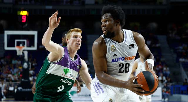 Yabusele se exhibe ante las rotaciones del Real Madrid pensando en el Partizan