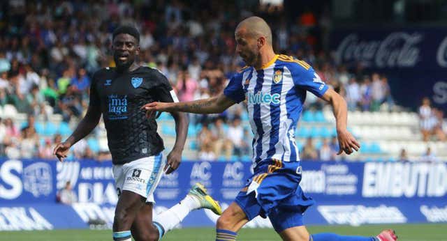 Yuri prolonga la agonía de la Ponferradina y deja al Málaga con pie y medio en Primera RFEF