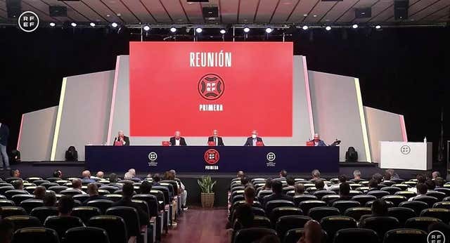 Un cambio de formato que no es tal y una ‘devaluación’ de más del 50% en Primera Federación