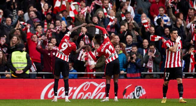 Iñaki Williams, sobre el apoyo a su hermano: “No puede dudar porque cuatro anormales se metan con él”