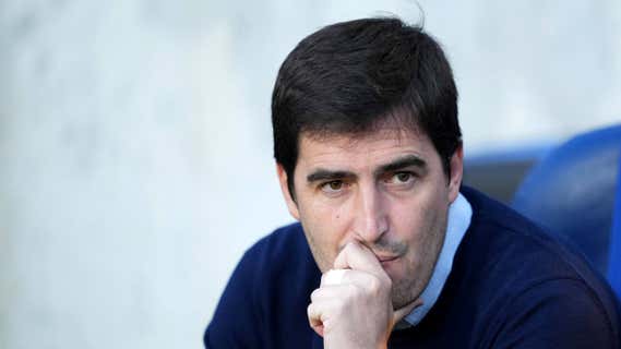 Andoni Iraola, entrenador del Rayo Vallecano. /Juan Manuel Serrano Arce/Getty Images