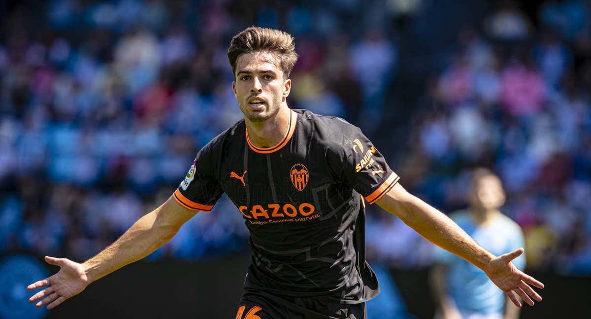 Alberto Marí celebra el gol del triunfo. /Valencia C.F