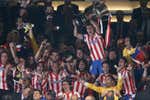 Mario Suárez: «Cambiamos la historia del Atlético de Madrid»