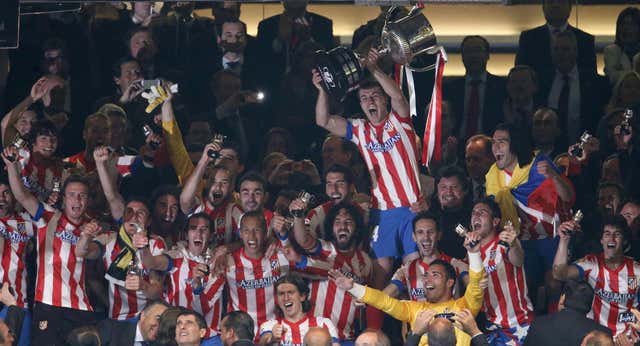 Mario Suárez: «Cambiamos la historia del Atlético de Madrid»