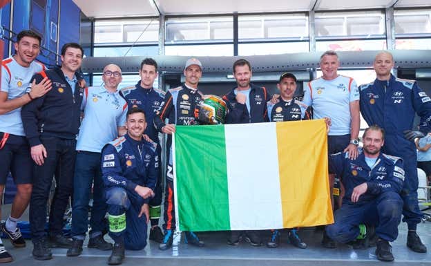 Dani Sordo y el equipo Hyundai homenajean a Craig Breen en Portugal. D.Sordo