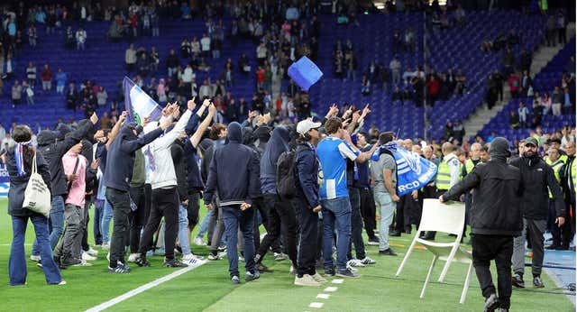 Competición abrirá expediente por la invasión ultra, a pesar de que el Barça no respetó el pacto con los Mossos