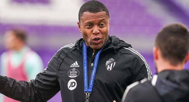 El Baptista entrenador: ‘Caparrós gritaba mi nombre 15 veces y el de Alfaro no, pero ahora le entiendo’