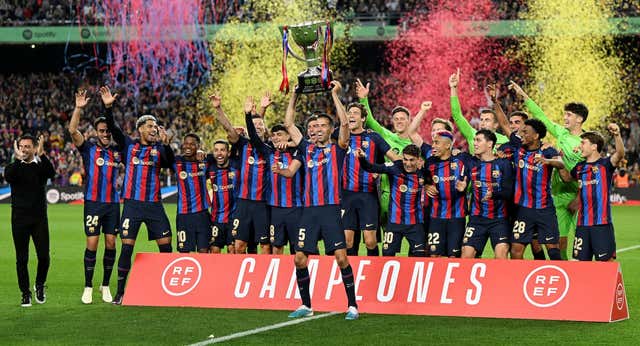 Xavi celebra LaLiga: «Habéis estado espectaculares, tengo la ‘gallina de piel’»