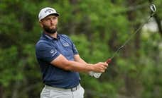 Jon Rahm pasa el corte del PGA tras reaccionar con un -2
