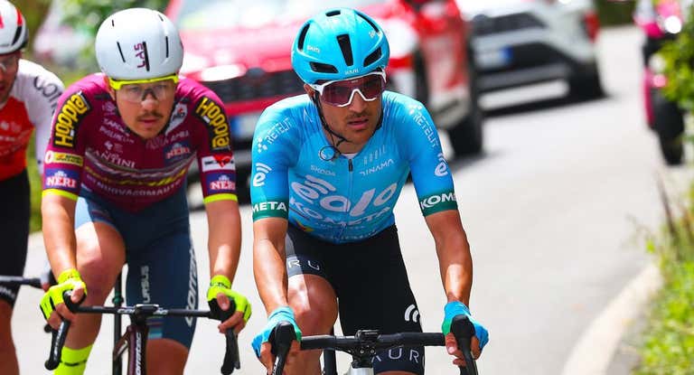Diego Pablo Sevilla (Eolo-Kometa), durante su escapada en la 11ª etapa del Giro de Italia 2023.