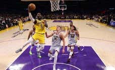 El “tengo que pensar” de LeBron James sobre su futuro cae como una bomba en la NBA