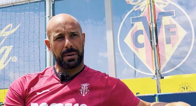Las 24 horas y 1.000 partidos de Pepe Reina: «Ahora estoy ‘cagao’ antes de cada partido«