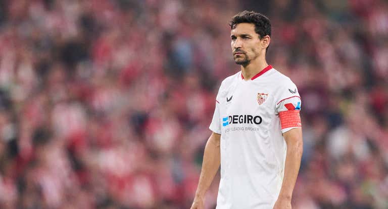 Jesús Navas en un partido con el Sevilla.