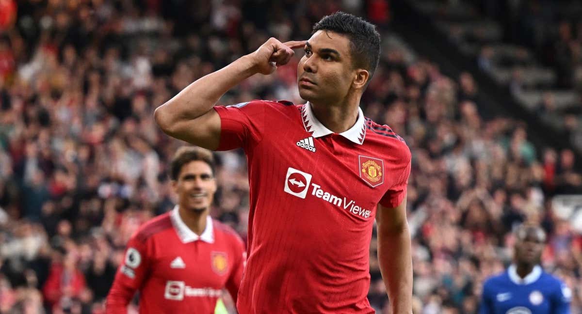 Casemiro celebra el primer gol de la victoria del United frente al Chelsea./AFP