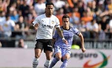 Tres encapuchados roban en casa de Kluivert y golpean a su pareja