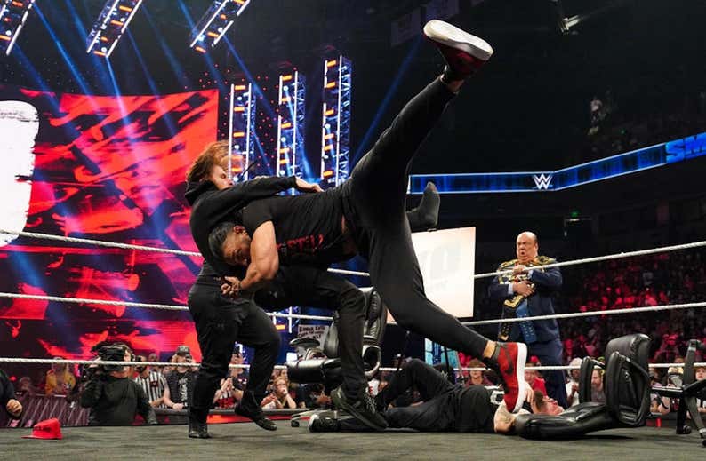 Roman Reigns va con todo a Night of Champions