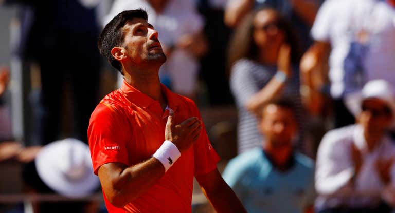 Novak Djokovic vence en su debut en Roland Garros 2023.