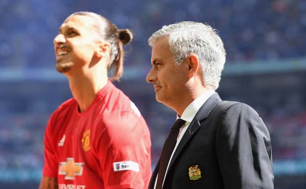 Ibrahimovic y Mourinho, durante su etapa en el Manchester United. Getty Images