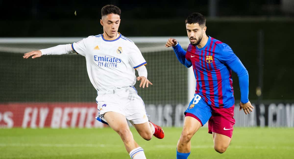 Sergio Arribas y Álvaro Sanz, en uno de los últimos Castilla - Barça B./FC Barcelona