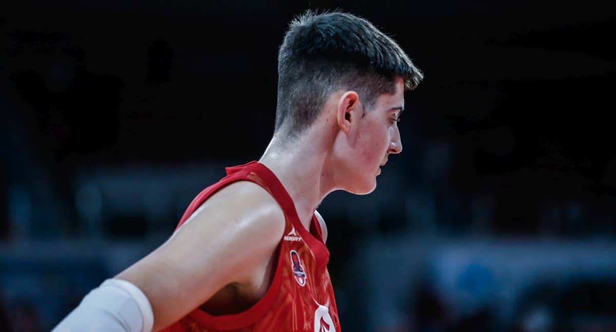 Aday Mara durante un partido esta temporada con el Casademont Zaragoza./ACB