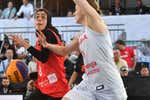 La 'Cleopatra' del 3x3 que lleva hiyab y cuyas jugadas se viralizan en redes sociales