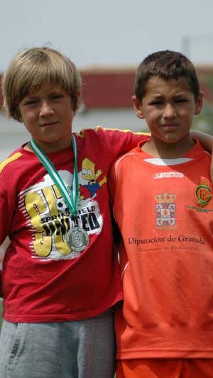 Antonio y Óscar, de niños.