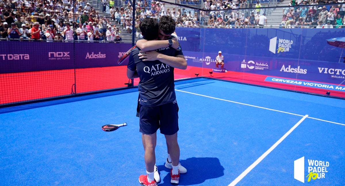 Tapia y Coello celebran la victoria en Marbella.