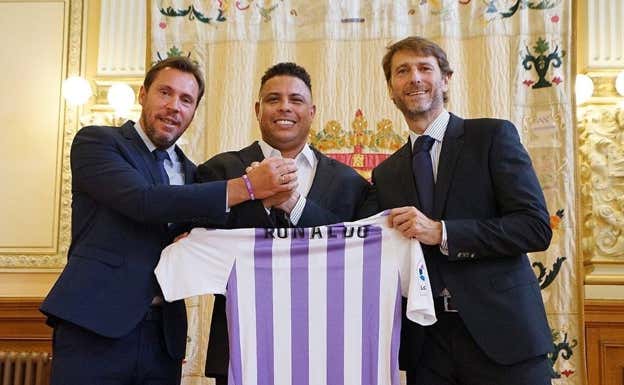 Ronaldo, el día de su llegada a Valladolid en 2018.  REAL VALLADOLID