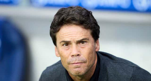 Rubi anuncia que no seguirá en el Almería