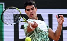 Alcaraz da una masterclass a Tsitsipas y se regala una “final” con Djokovic