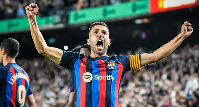 Jordi Alba: primero la paternidad y después una decisión… que no va unida a Messi