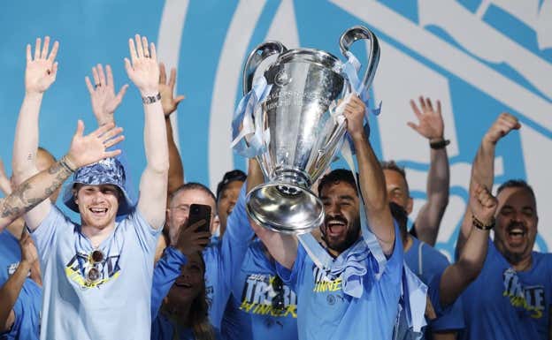 Gundogan levanta la Champions League.  REUTERS