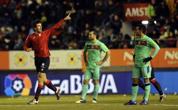 Lekic ceebra uno de sus goles ante el Barcelona.  AFP