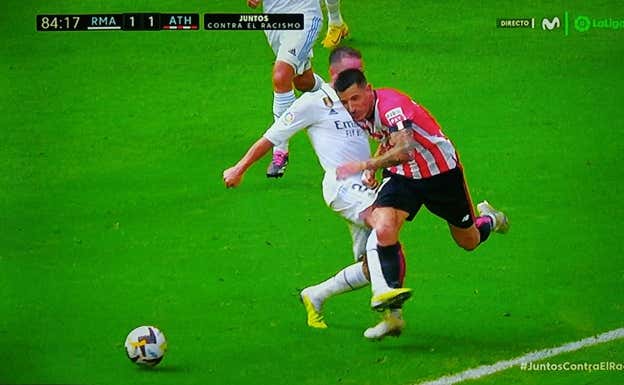 La entrada de Carvajal a Yuri. Captura TV