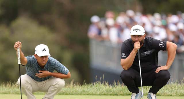 Jon Rahm, obligado a remontar ante la mejor doble vuelta de la historia