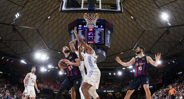 Mirotic habla en la pista y el Barça da el primer golpe ante el Real Madrid