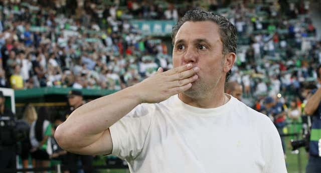 Sergio se va del Cádiz… ¡que no, que es broma, que renueva!
