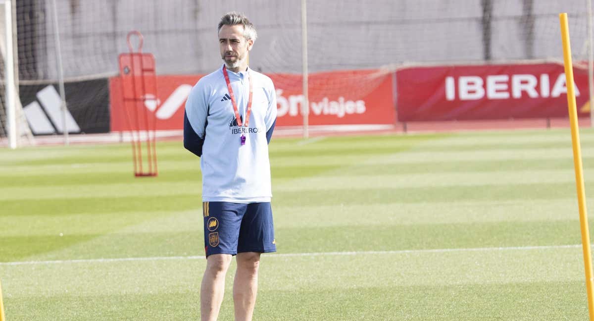 Jorge Vilda, seleccionador español, en uno de los entrenamientos en Ibiza durante el último parón FIFA.