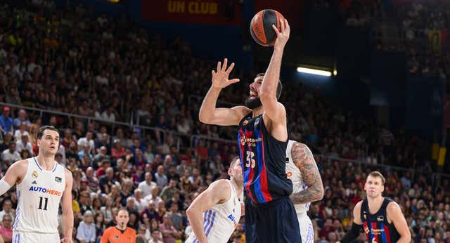 Laprovittola levanta al Palau ‘in extremis’ para que el Barça ponga el 2-0