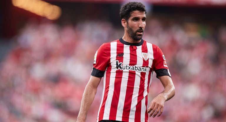 Raúl García, durante un partido de la presente temporada.