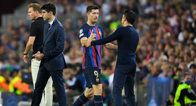 Lewandowski: «Xavi es menos detallista que Guardiola pero está dando pasos de gigante»