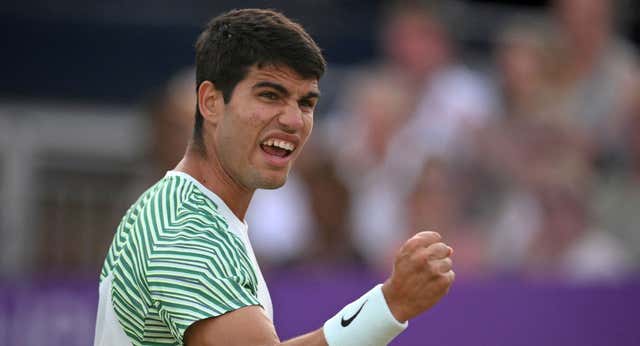 Alcaraz tumba a Dimitrov y ya está en semifinales de Queen’s